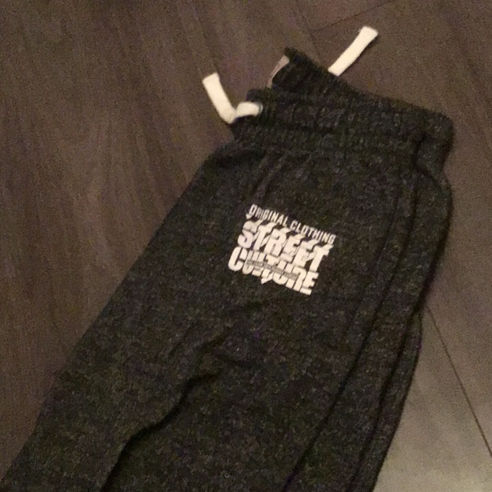 Mans sweats